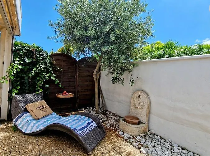 Richelieu 76 A 300m Piscine Parking